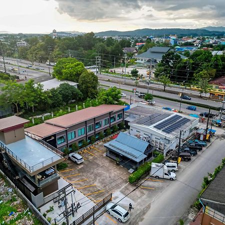 Tobedzz Hotel Ranong Esterno foto