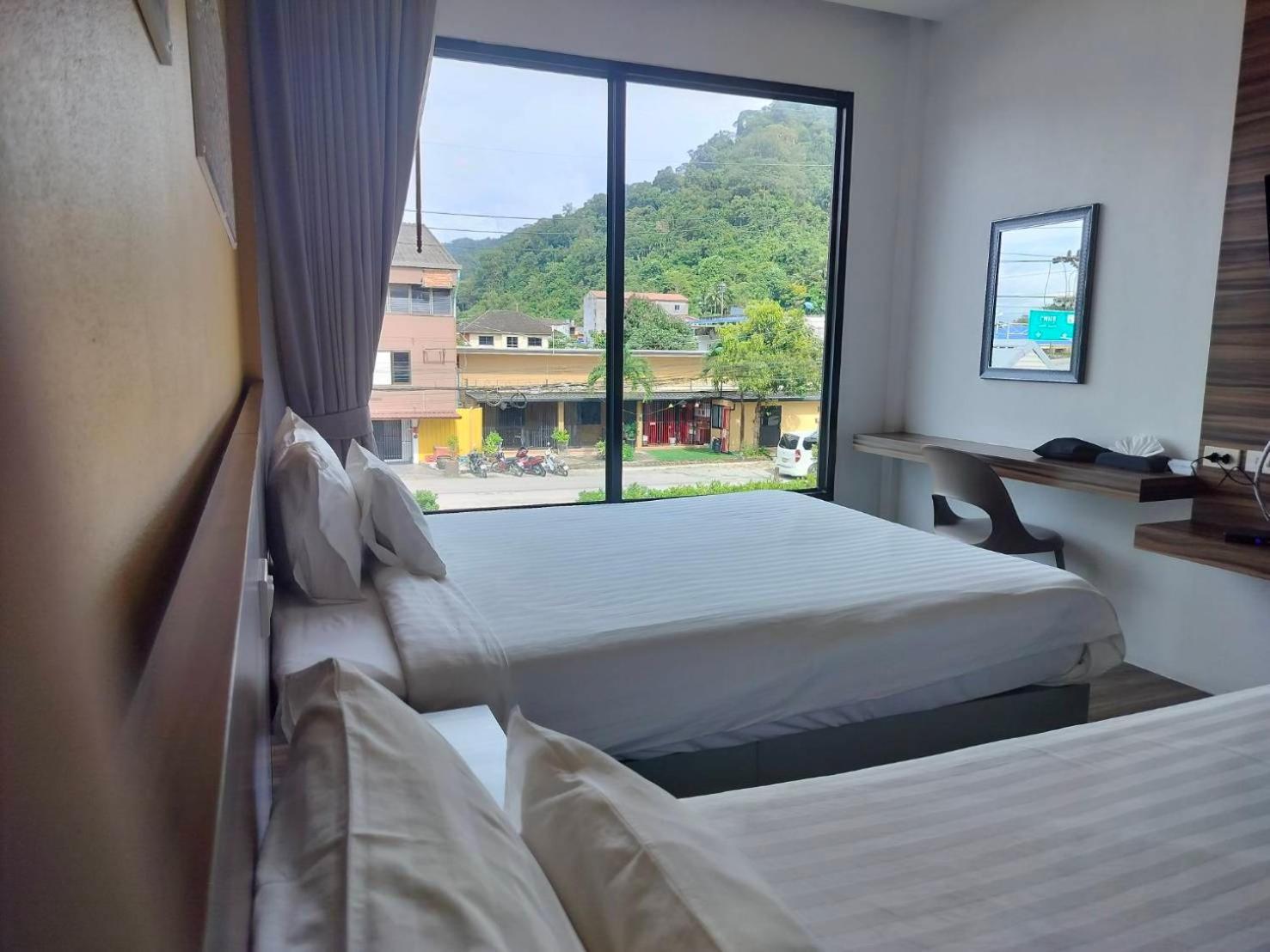 Tobedzz Hotel Ranong Esterno foto