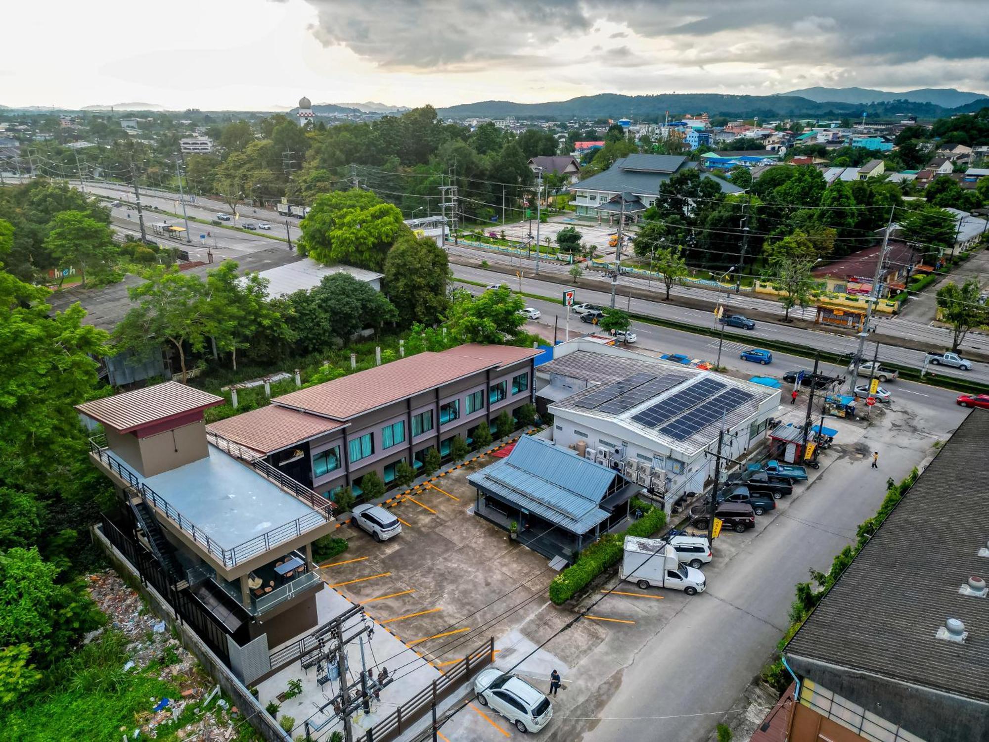 Tobedzz Hotel Ranong Esterno foto